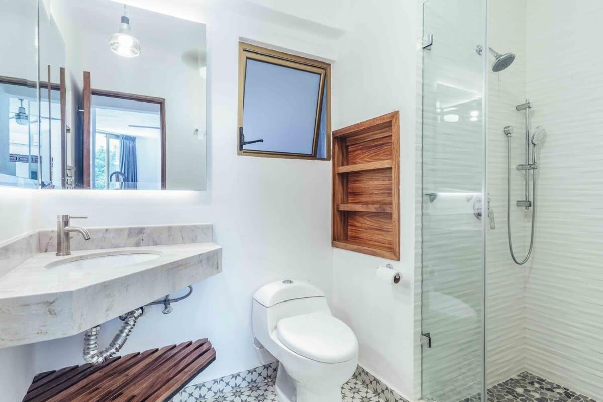 Apartamento Ocean View 2br Condo-balcony-beach-pool